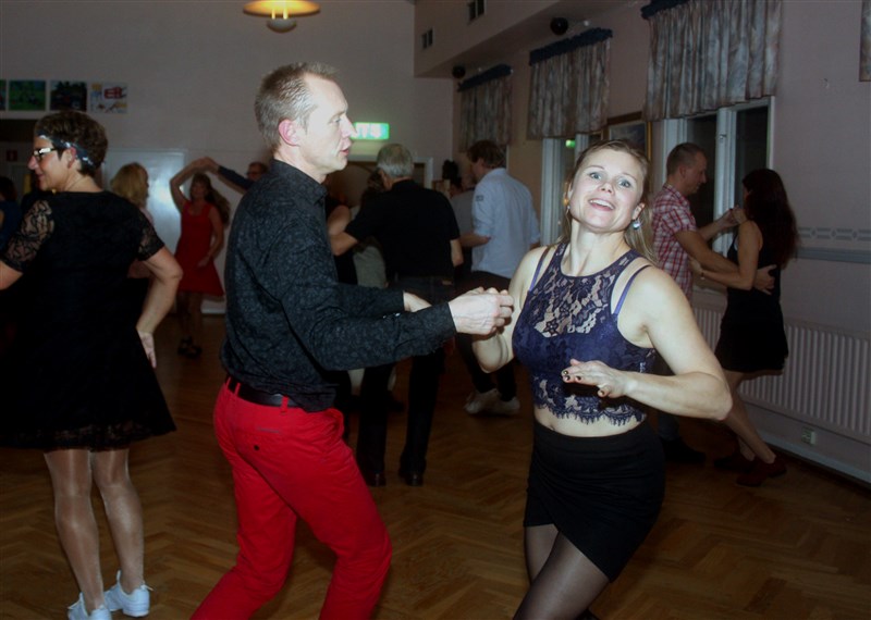 de dansades både bugg o kramdanser.jpg